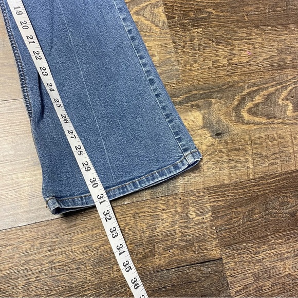 Vintage Y2K Guess USA Flared Jeans Womens 28 Blue Faded Stretch Denim - Picture 8 of 8